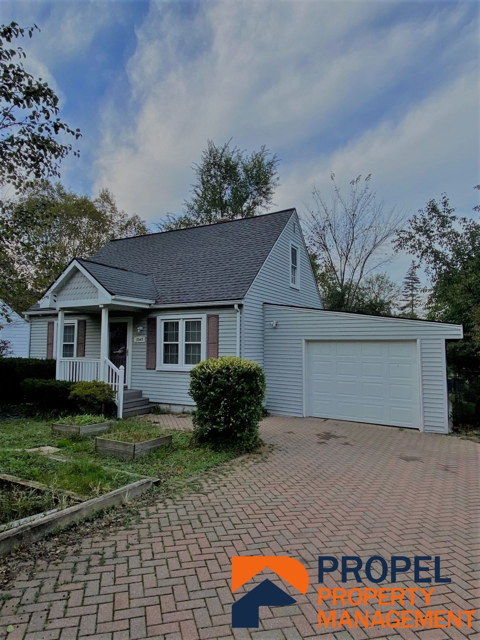 3345 Edgewood Drive