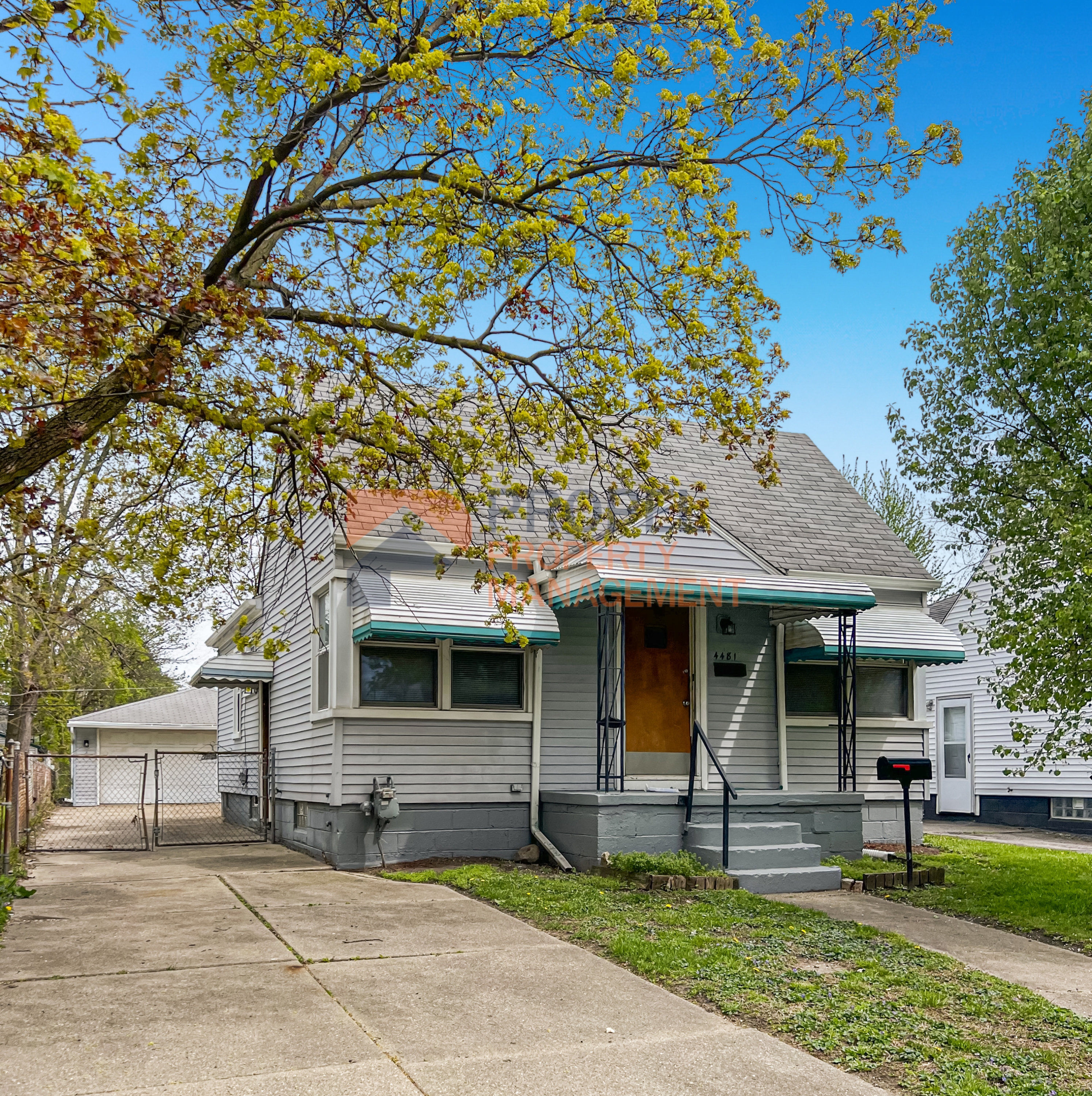 Property main image